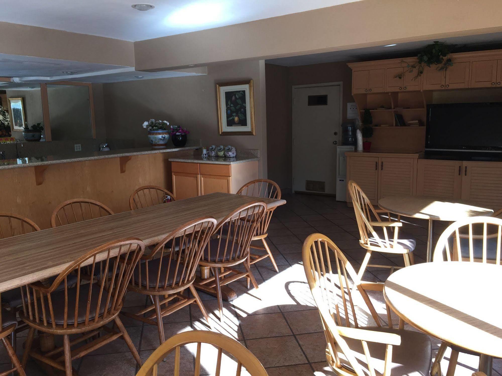 Portside Inn & Suites Los Angeles Luaran gambar
